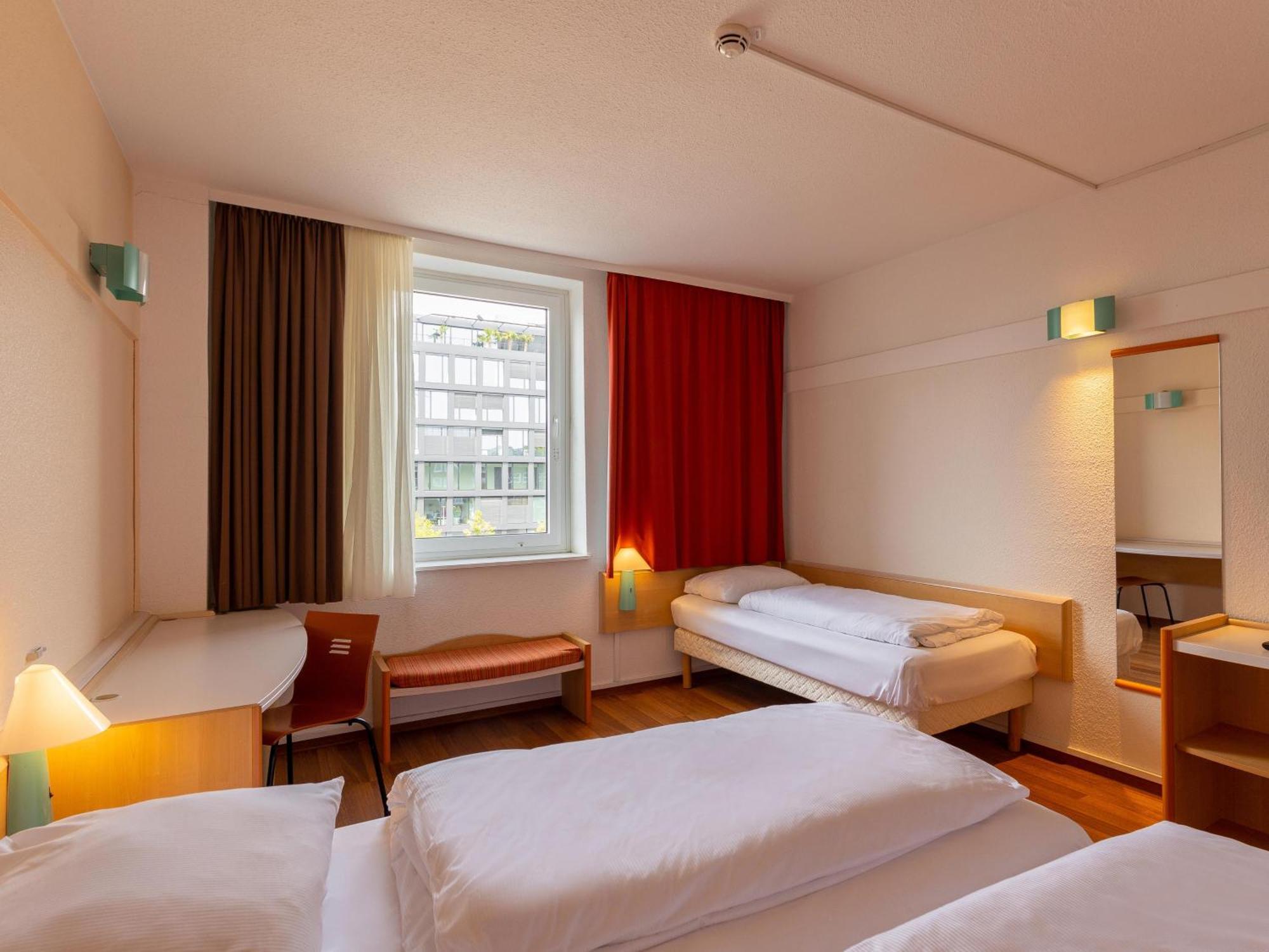 B&B Hotel Duisburg Hbf-Nord Екстер'єр фото