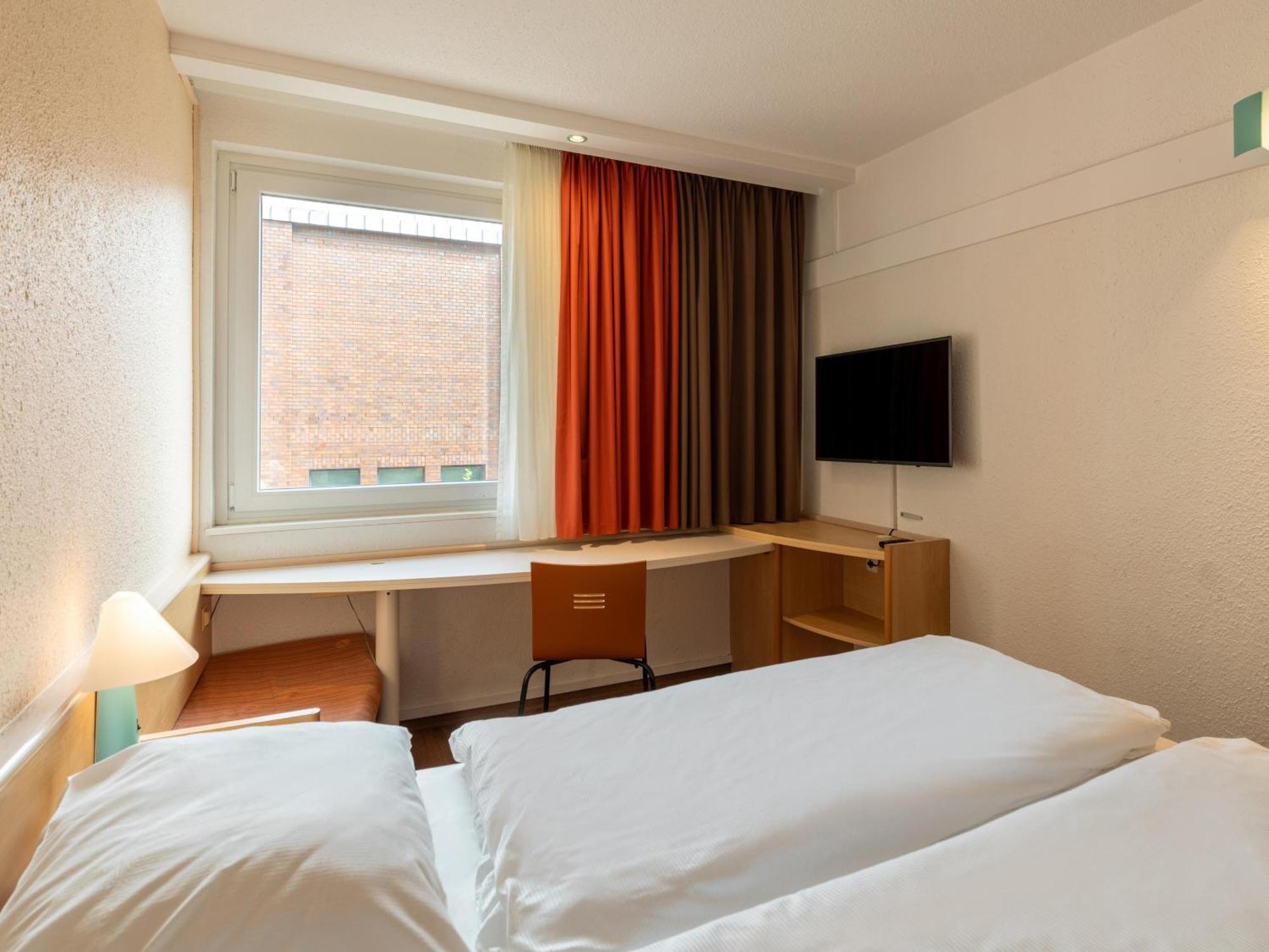 B&B Hotel Duisburg Hbf-Nord Екстер'єр фото