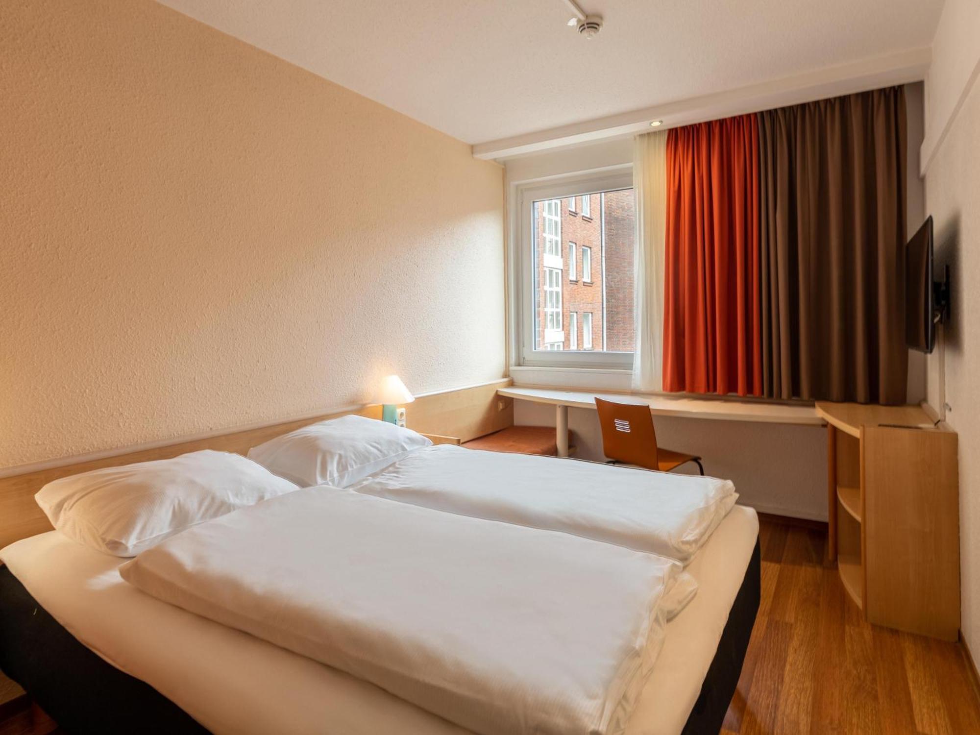 B&B Hotel Duisburg Hbf-Nord Екстер'єр фото